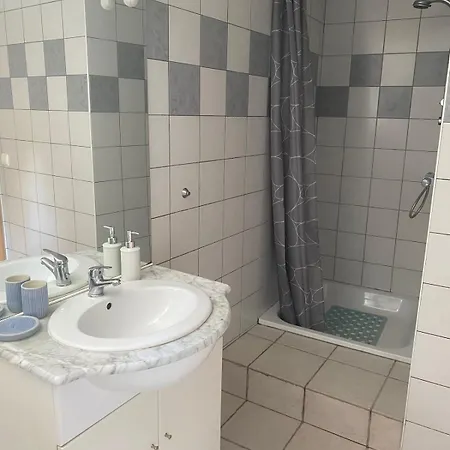 Chalet En Stilte In Bijzondere Omgeving Thézac